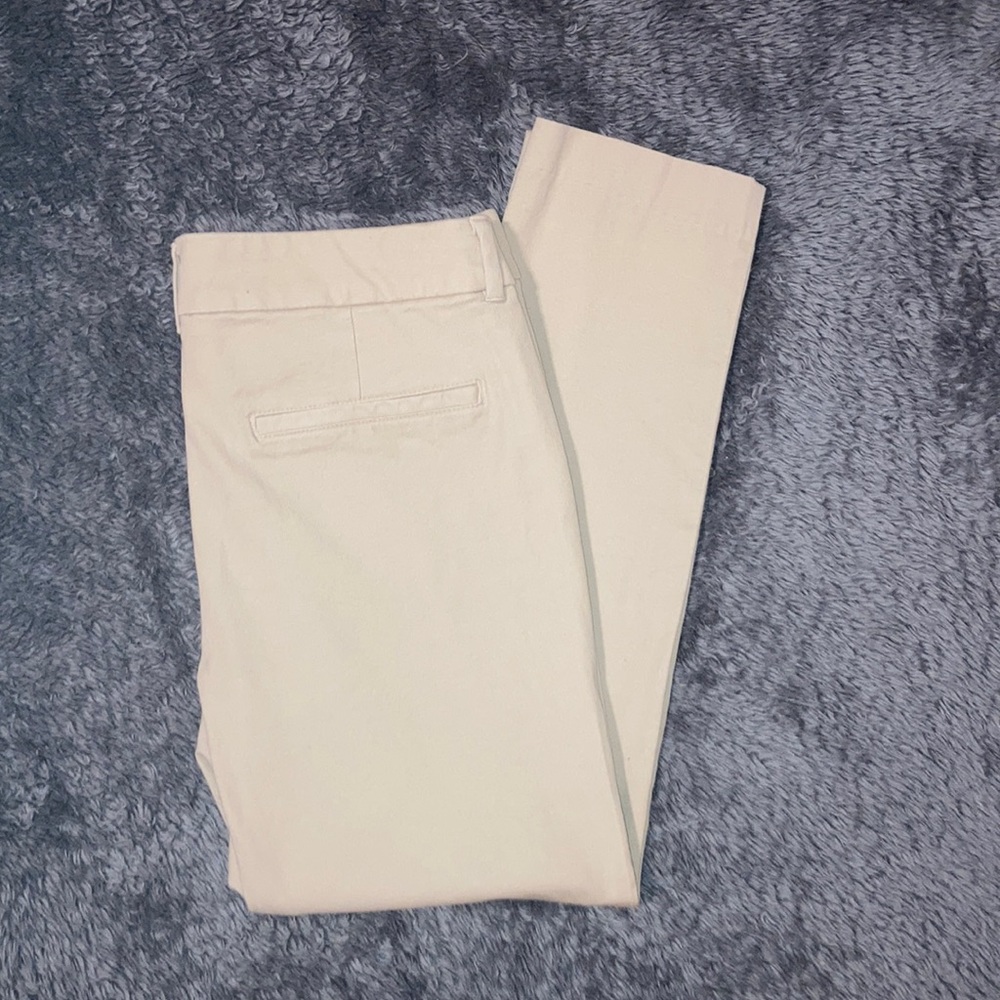 Old Navy Ankle Pixie Pant in Khaki